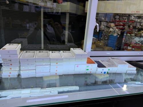 Iphone17promax 1320$ silver NA