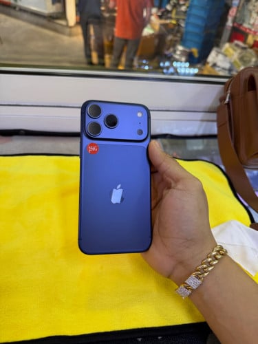 Iphone17promax 256G ZA battery 100% សាកបាន8ដង