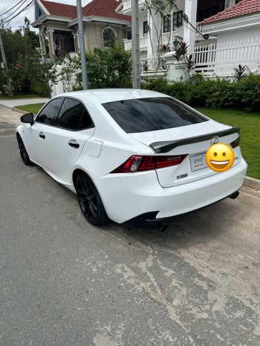 IS 200T 2016 ថ្មីសាហាវ