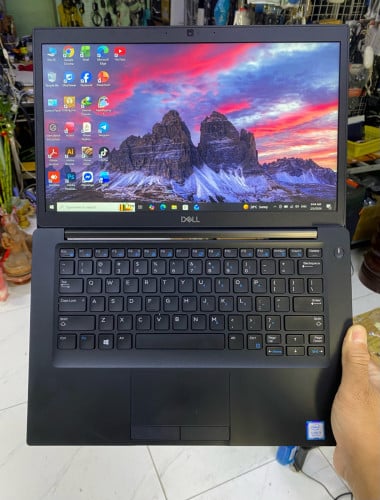 Laptop core i5 8 generation / ram 8gb = 180$