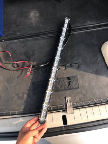 LED ដាក់ឡាន់ក៏បានកង់បីក៏បាន