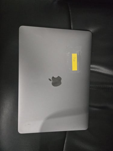 MacBook Pro 13” (2020) 8GB