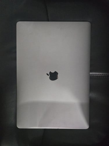 MacBook Pro 15” (2017) 16GB