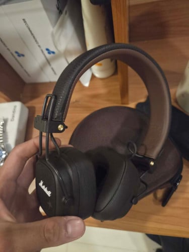 MARSHALL V (Full accessories)