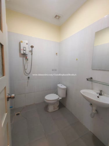 Nice Big Studio Apartment Elevator Russian Market