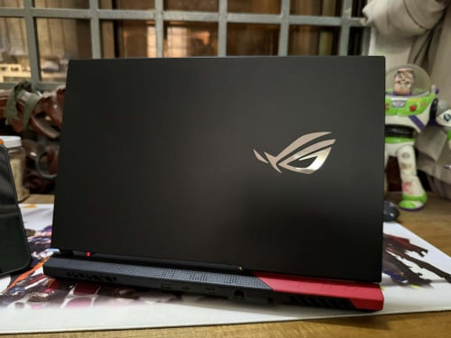 ROG G713 with 300hz 17.3"