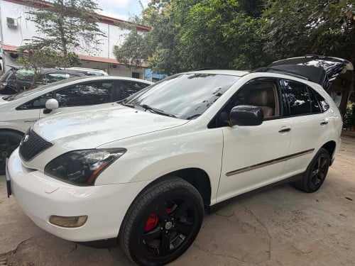 RX 330 2004 full option P2