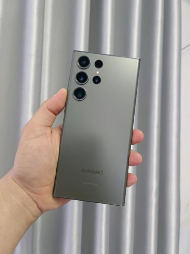 Samsung Galaxy S23Ultra Sim2 ក្រុមហ៊ុន ស្អាត98%