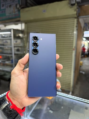 Samsung ZFold6 256G Ram12G Sim2 Global ម៉ាសុីនសានុំស្រុីន ស្ទើរតួរតិចៗ