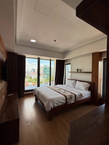 Spacious Affordable Rustic Penthouse for Rent