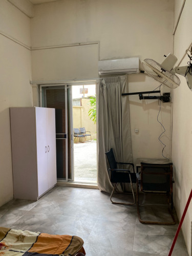 Studio Apartment with Courtyard