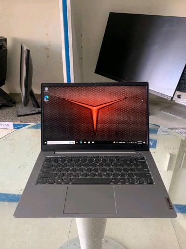 Thinkboook 14 ARE AMD Ryzen 7