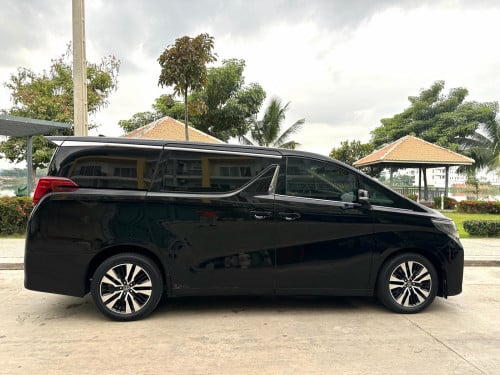 Toyota Alphard 2018 ឡាននៅថ្មីស្អាតឡានចង្កូតឆ្វេងហ្សីន ម៉ាសុី V6 Russia spec