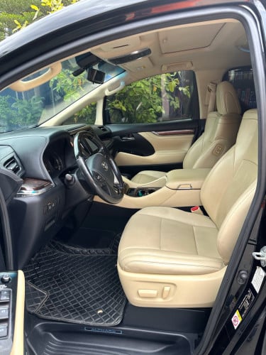 Toyota Alphard 2018 ឡាននៅថ្មីស្អាតឡានចង្កូតឆ្វេងហ្សីន ម៉ាសុី V6 Russia spec