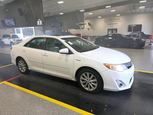 Toyota Camry Hybrid XLE 2012 Full Option