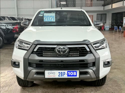 Toyota Hilux Rally 2021Full option ឆ្វេងសុីនចូលតាមក្រុមហ៊ុន Toyota