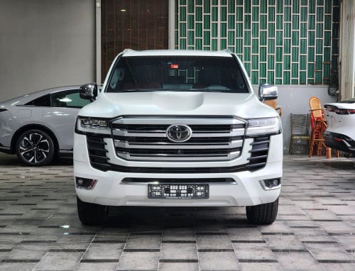 Toyota Land Cruiser 2022 VXR Twin Turbo