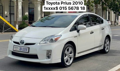 Toyota Prius 2010 Option 2 up 3