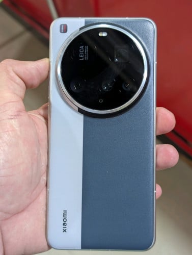 Xiaomi 15 Ultra Ram 16G/528G Version CH នៅស្អាតដូចថ្មី 99%