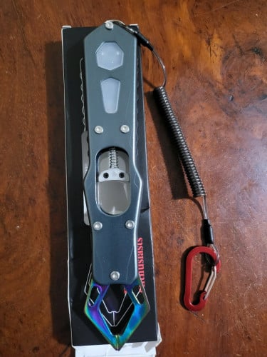 ដង្កៀបចាប់ត្រីថ្មី