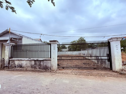 ដីសម្រាប់ជួល