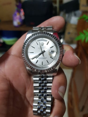 ចង់លក់ដូរសារី ប្រភេទអូតូម៉ាទិច