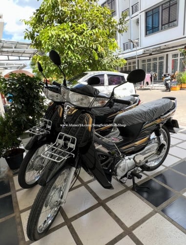 អាសង់022 ម្ចាស់ដេីម គ្រឿងគ្រប់ អាវស្គុតមានលក់នៅហាង( សេង សុខឡា 9999)