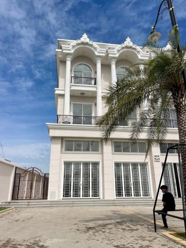 ផ្ទះអាជីវកម្ម2ផ្ទះជាប់គ្នាសម្រាប់ជួល | 2Shop house For Rent