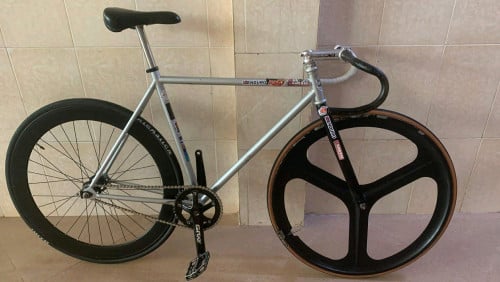 កង់ fixed gear លក់ថ្មី 93%ចរចារបាន ពេញចិត្តឆាត telegram 096 363 6916