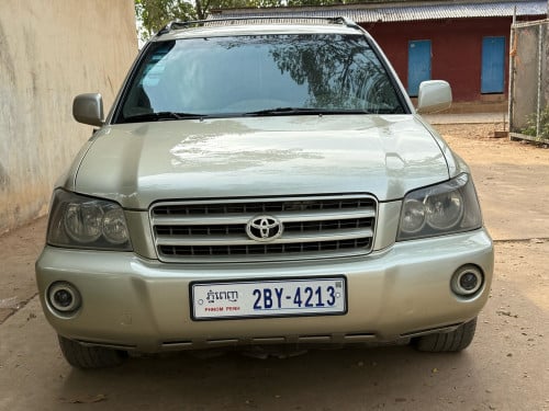 🚔 ឃ្លាំងលក់រថយន្ត សេម អូតូ ខា💰មានសេវាកម្មបង់រំលស់100% បង់120$-200$🚗Toyota Highlander  2003 V6