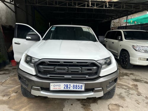 Ford Ranger Raptor 020 ធានាឡានស្អាត