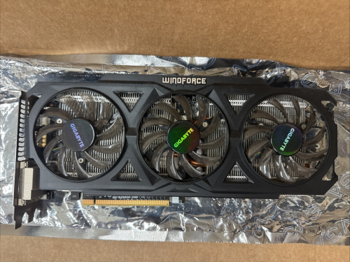 GTX 760 2G 256 bit Gigabyte 98%