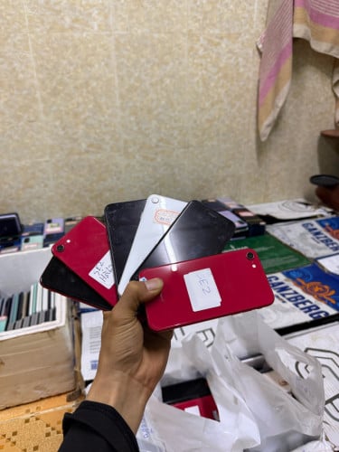 iPhone SE2 សានុំ សុីន 65$>ទៅ85$