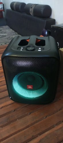 jbl អូនតឿ ថ្មកាន់សំលេងណែន 135$ វៃដូរបាន
