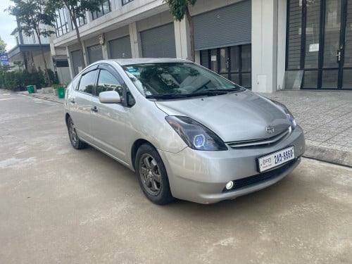 Prius 04 full