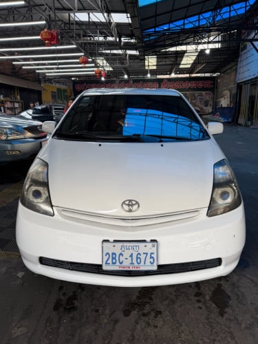 Prius 2005 H F