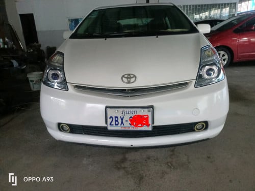 Prius06ក្នុងលឿងខ្ចៅខ្ចង់ថ្មីអត់បុកអត់ប៉អត់ច្រេះ