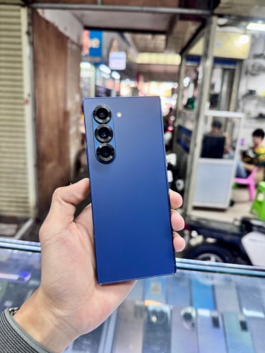 Samsung ZFold 6 Ram12 256G Sim2 Global ម៉ាសុីនសានុំស្រុីន ស្ទើរតួរតិចៗ