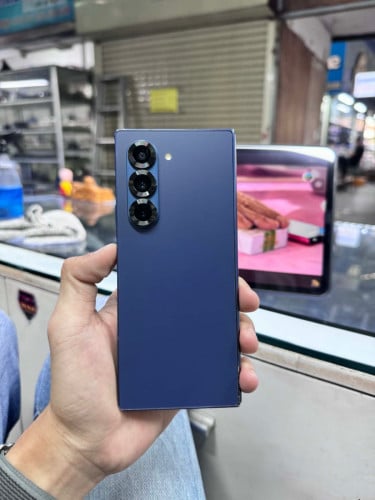 Samsung ZFold6 256G Ram12G Sim2 Global ជាំឆ្នូតអរក្រង់ក្នុងតិច ប្រើអែម