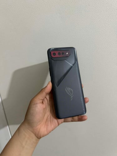 Sell Rog Phone 7 ram12g rom256g 8get2 Global Sim2 98%