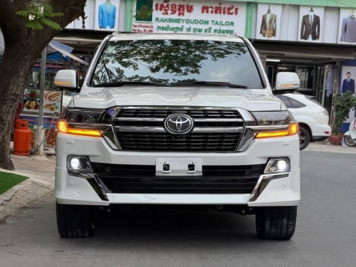 Toyota Land Cruiser V6 2008 ឡេីង​ស៊េរី​ទាំង​ក្នុង​ក្រៅ​ 2021 Full option