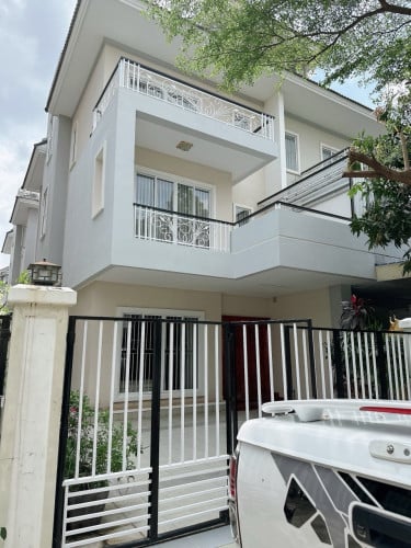 Twin Villa for rent at Borey Phnom Penh Thmey, khan Sen Sok.