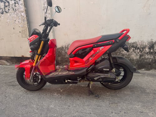 ZOOMER X 2020ម៉ូតូលក់850$