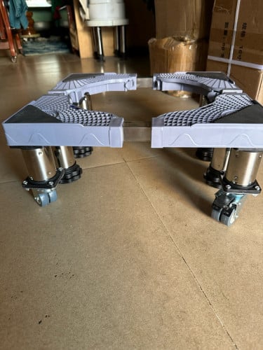 ជេីង​ទម្រ​ បានទាំង​ខ្ពស់​ និងមានកង់​ ជេីង​អុី​ណុក​