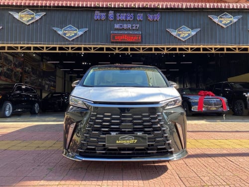 ឡានថ្មីដូចខ្លាញ់ ថ្មីណាស់ ពិសេសតំលៃវិញល្អ ចំណេញច្រើន