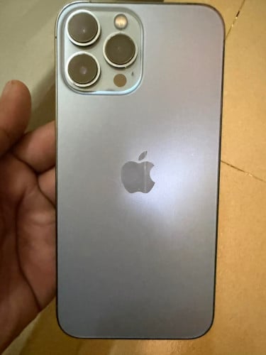 លក់15pro max LLA