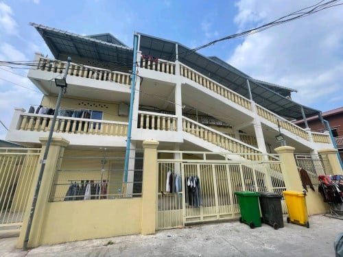 ផ្ទះ​ជួល​ចំណូល​2500$/ខែ