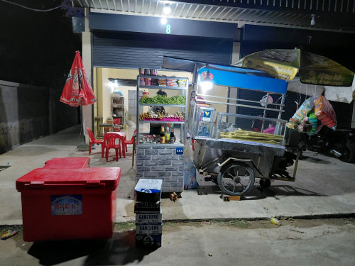 ចង់លក់ធុងទឹកអំពៅមួយតម្លៃ 300ចរចា