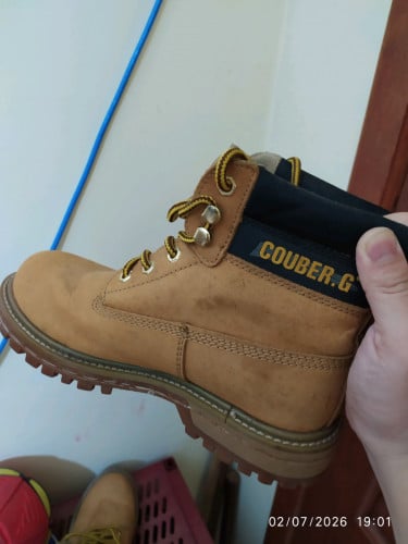 ស្បែកជើង COUBER.G original 98%