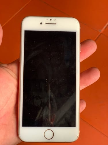 ត្រូវការលក់ Iphone 8